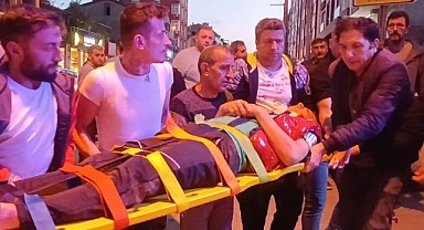 Motosiklet, otomobille kafa kafaya çarpıştı!