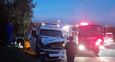 Şekerpınar'da feci kaza! 14 kişi yaralandı