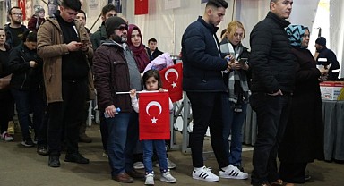TCG Anadolu’ya vatandaşlar yoğun ilgi gösterdi