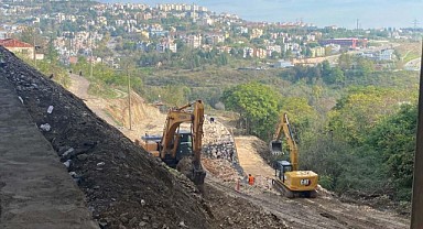 Wilcynski Caddesi’nde yol güvenliği sağlanıyor