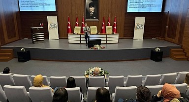 Açık Kapı görevlilerine eğitim verildi