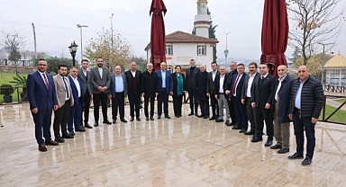 AK Parti Çayırova'da aday adayları buluştu