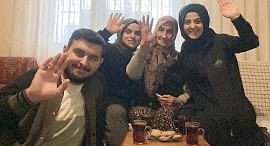 Alo Evlat Maksude Nine’nin yüzünü güldürdü