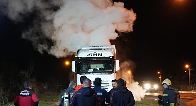 Azerbaycan'a giden tır tepkimeye girdi! Kimyasal sızdı