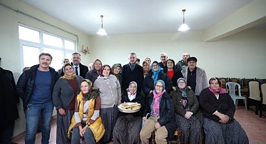 Başkan Büyükakın cemevindeki vatandaşlarla bir araya geldi