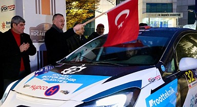 Büyükakın, 40. Kocaeli Rallisi’nin startını verdi