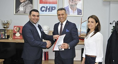 CHP'li Törk aday adaylık başvurusunda bulundu