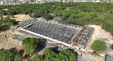 Dilovası’na 25 milyon TL değerinde kapalı halı saha
