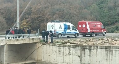 Gebze’de korkunç cinayet! Bıçaklayıp gölete atmışlar