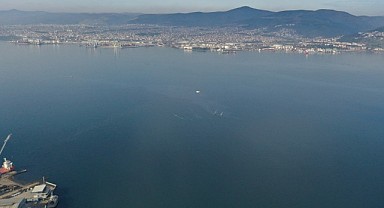 Kocaeli'de tekne battı