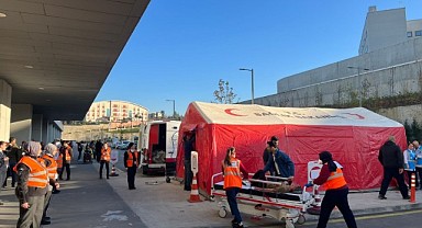 Kocaeli Şehir Hastanesi’nde gerçeği aratmayan tatbikat