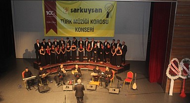 Sarkuysan Türk Müziği Korosu mest etti