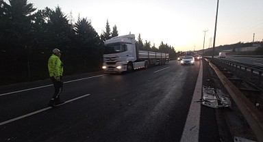 TEM’de kaza! Kamyon ile tır çarpıştı