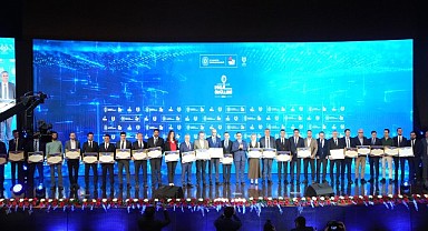Bakan Kacır’dan Gebze Bilişim Vadisi çıkartması