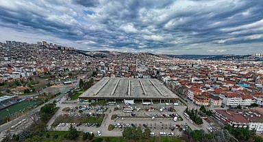 Büyükşehir’den pazar alanına sundurma