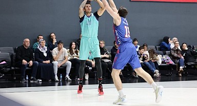 Çayırova Belediyesi, Finalspor’u 98-84 yendi