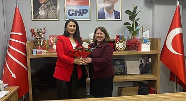 CHP Darıca’da Cangül Aküzüm görevi devraldı