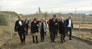 CHP'li Arslan, Darıca hayvan barınağını inceledi
