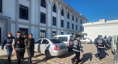 İş yerinde hırsızlık yaptığı iddia edilen 2 kişi tutuklandı