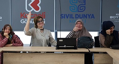 KO-MEK işaret dili eğitimiyle, engelleri kaldırıyor