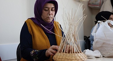 KOMEK, kursiyerlerini meslek sahibi yapıyor