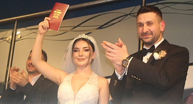 MHP'li Güngör, dünya evine girdi!