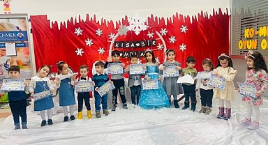 Miniklerin ilk karneleri KO-MEK’ten