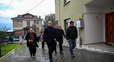 Vali Yavuz, Kartepe'de aileleri ziyaret etti