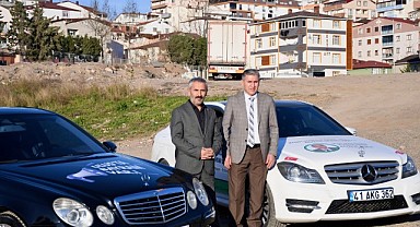 Adaş adaylar, muhtarlık için yarışıyor
