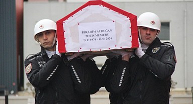 Babasının beresini takan oğul, yürekleri dağladı!