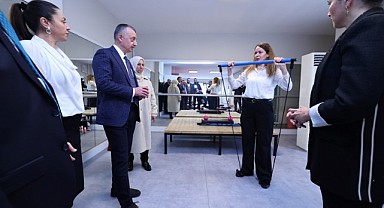 Büyükakın, Anne Şehir Merkezi'ni ziyaret etti