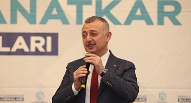 Büyükakın, “Asıl güç kent esnafında”