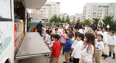 Çayırovalı minikler, geri dönüşümü öğrendi