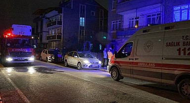 Evde tek başına kalan minikler, yürekleri ağızlara getirdi!