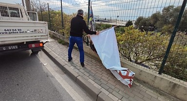 Gebze Zabıtası, izinsiz afiş denetiminde!