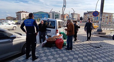 Gebze Zabıtası, sokak satıcılarını denetledi