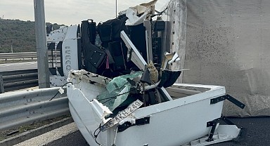 Kontrolden çıkan tırın sürücüsü öldü!