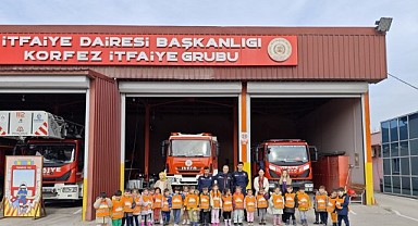 Minikleri itfaiyeci abilerine konuk oldu