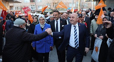 Muzaffer Bıyık, Darıca'da sevinçle karşılandı