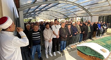 Okul bahçesinde öldürülen baba, toprağa verildi