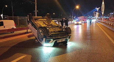 Otomobil takla attı, sürücüsü bulunamadı!