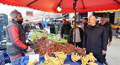 Büyükgöz, pazarcı esnafını ziyaret etti
