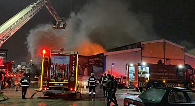 Geri dönüşüm deposunda yangın çıktı! 1 kişi hayatını kaybetti