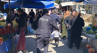 Minik Ayşe bebek arabasından inip firar etti!