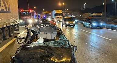 Otoyolda feci kaza! 1 kişi öldü 2 kişi yaralandı