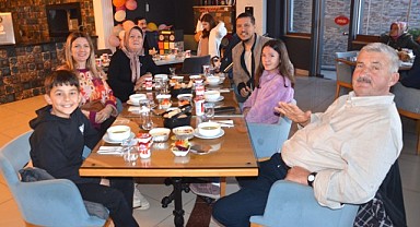 Şehit yakınları iftarda buluştu