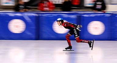 Short Track Federasyon Kupası’nda yarışlar başladı