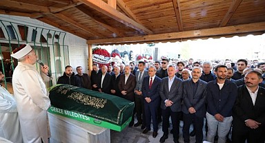 Büyükgöz’ün annesi son yolculuğuna uğurlandı