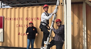 Büyükşehir itfaiyesi eğitimlere devam ediyor