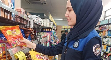 Büyükşehir Zabıtası marketleri denetledi